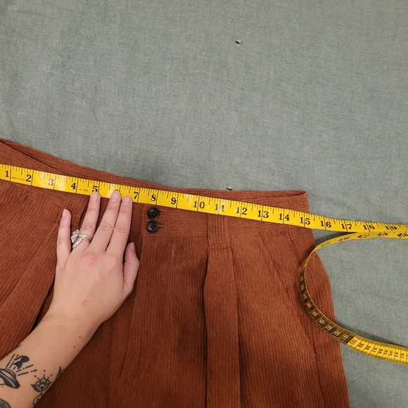 EUC Madewell burnt orange courderoy pleated slacks size 8 - Picture 5 of 10